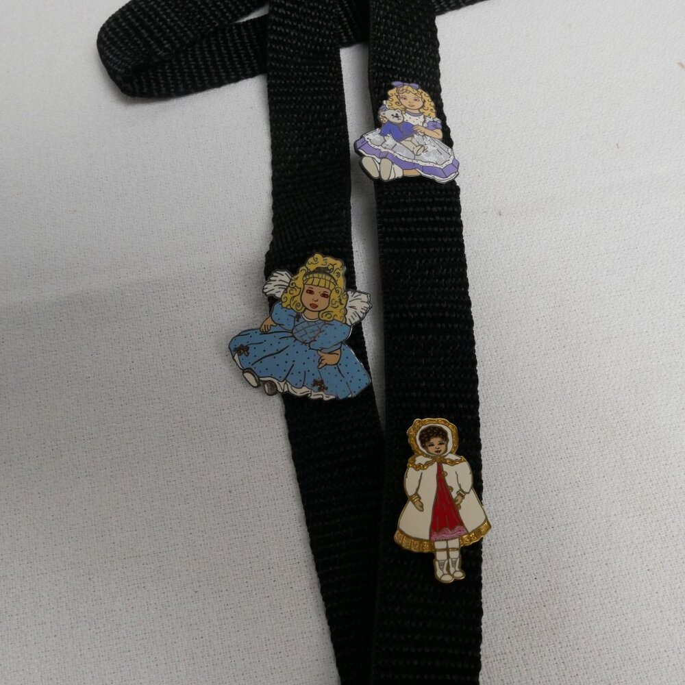 Marie Osmond 10th Anniversary 91-01 Commemorative Lanyard With 3 Cute Doll Pins - Picture 3 of 8